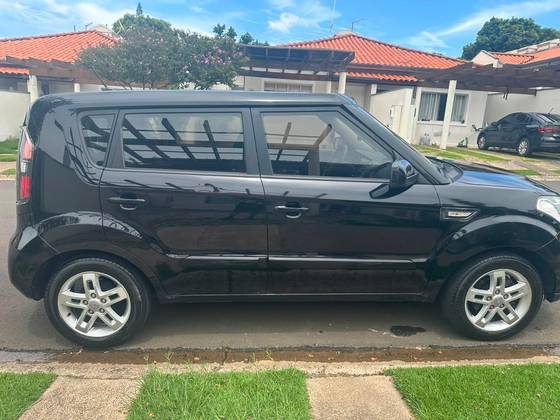 KIA SOUL 1.6 EX 16V GASOLINA 4P MANUAL KIA SOUL 1.6 EX 16V GASOLINA 4P MANUAL